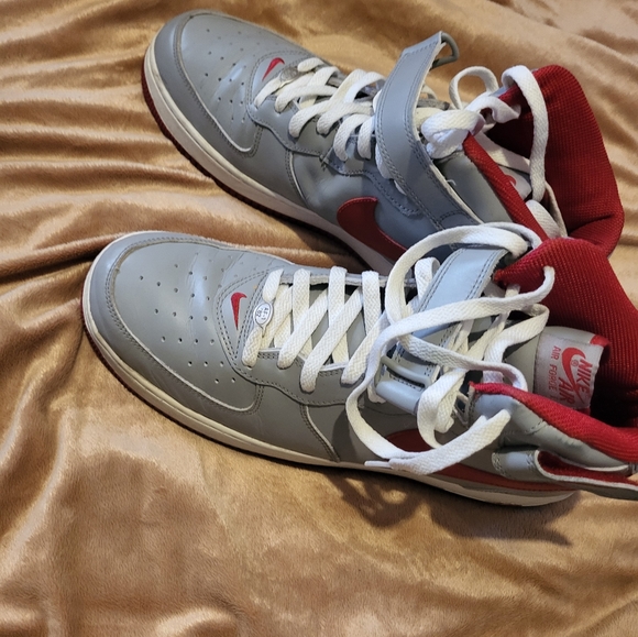 high top air force 1s - Picture 4 of 4